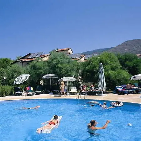 Otel Dogan Paradise 3*